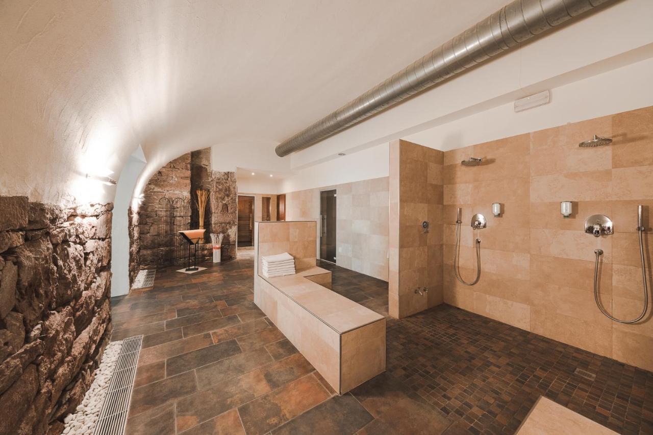 Hotel Mandelhof Appiano Sulla Strada Del Vino Extérieur photo